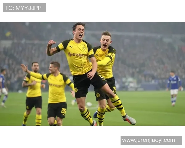 多特蒙德与拜仁慕尼黑历史交锋比分回顾与分析