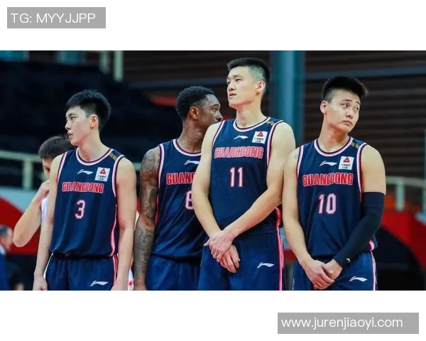 赵睿领衔新一代篮球明星崛起之路展现青春力量与拼搏精神